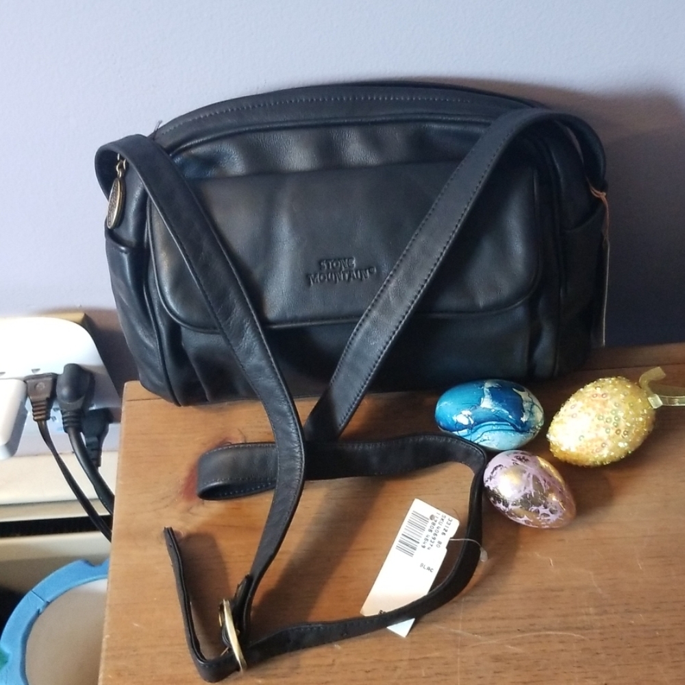Stone mountain shoulder bag